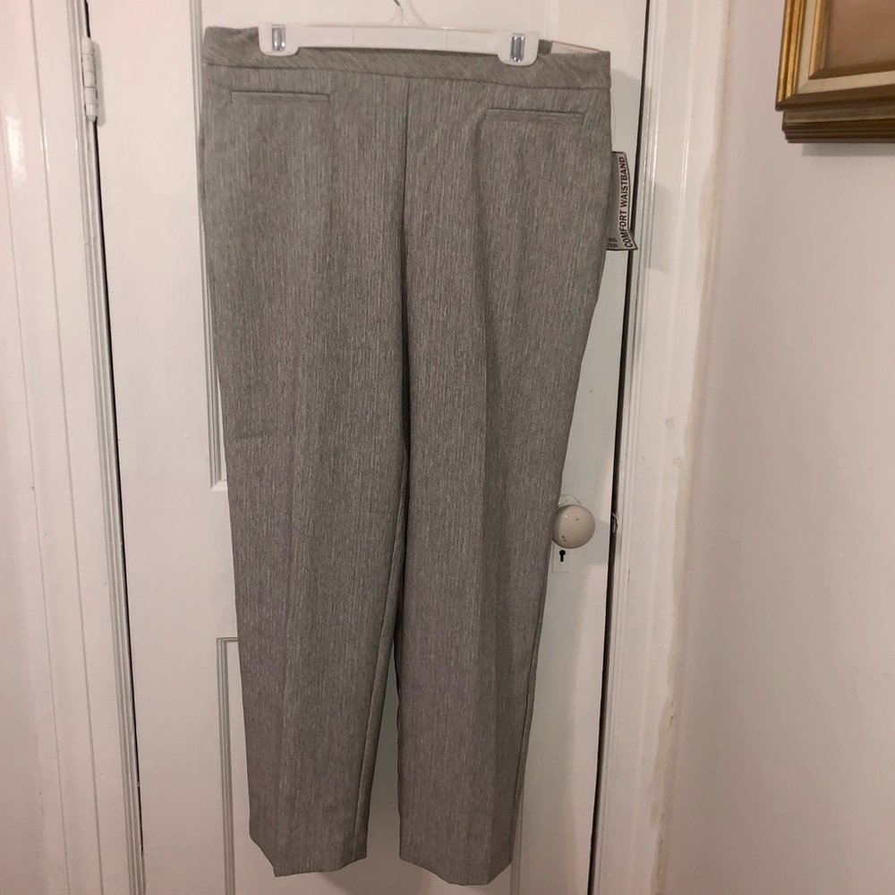 Ladies Sag Harbor Slimming Solution Pull On Dress Pants